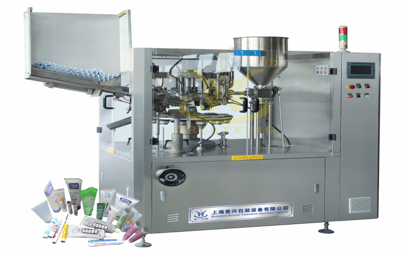 1629874385824488.jpg 80型塑料管內(nèi)加熱灌裝封尾機(jī)--帶包材800X500.jpg