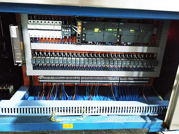 1739773664132279.jpg 不銹鋼.jpg